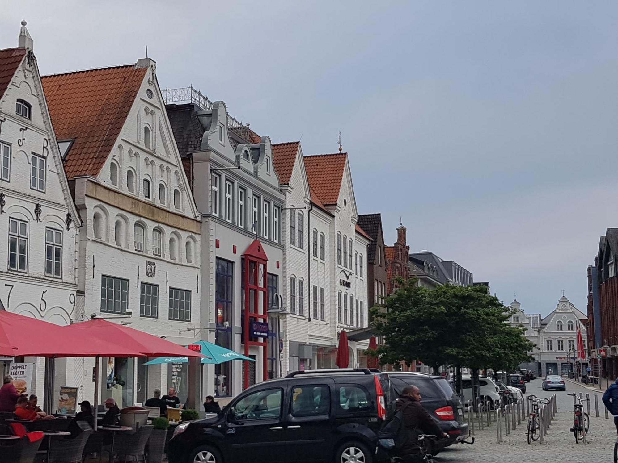 Sleeptide Hostel Husum  Exterior photo