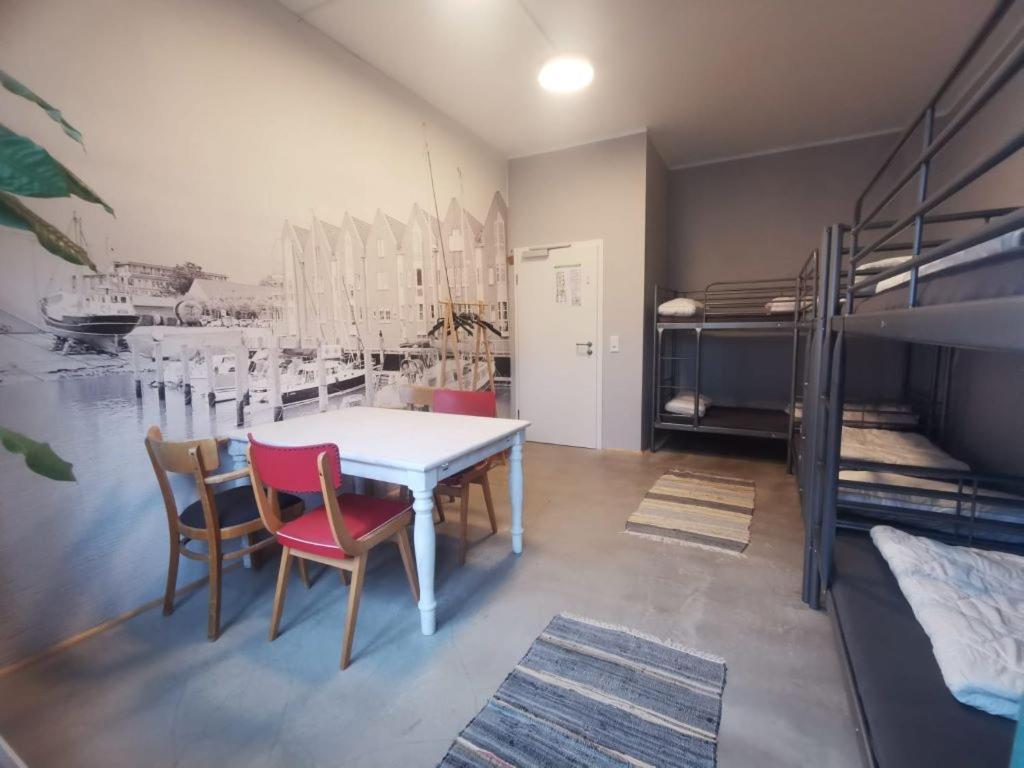 Sleeptide Hostel Husum  Exterior photo